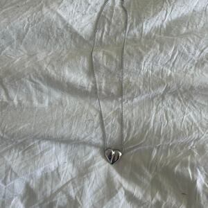 Silver heart necklace